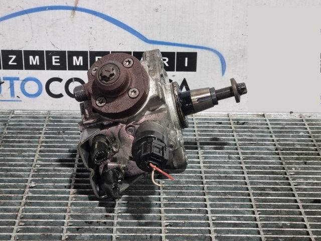 bontott BMW X1 Nagynyomású Szivattyú