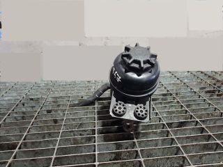 bontott BMW X1 Szervóolaj Tartály