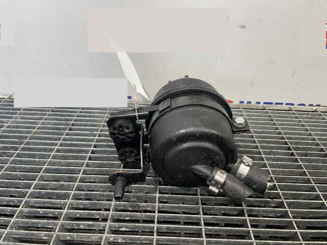 bontott BMW X1 Szervóolaj Tartály