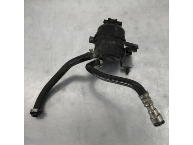 bontott BMW X1 Szervóolaj Tartály