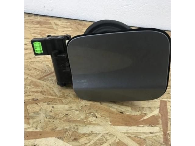 bontott BMW X1 Tankajtó