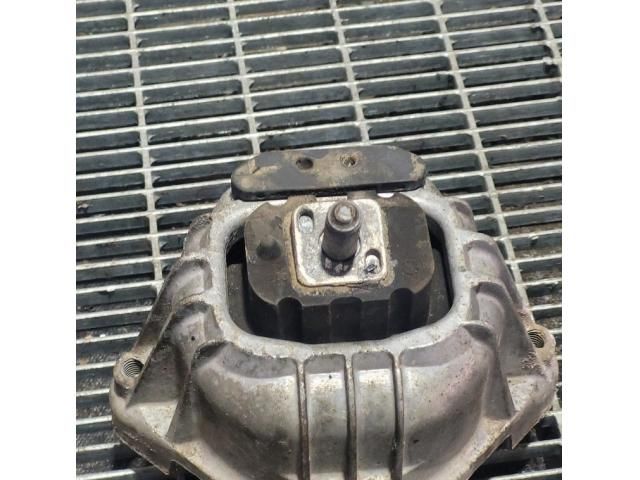 bontott BMW X1 Tartó Bak