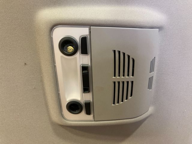 bontott BMW X1 Tetőkárpit