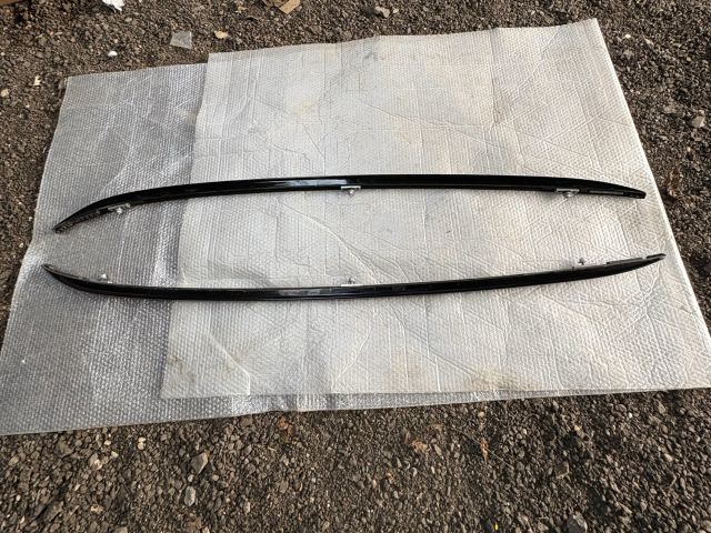 bontott BMW X1 Tetősín Pár