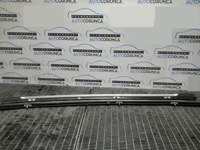 bontott BMW X1 Tetősín Pár