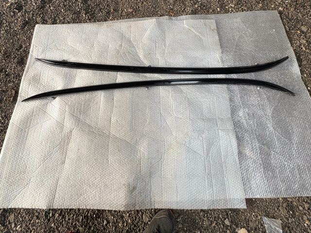 bontott BMW X1 Tetősín Pár