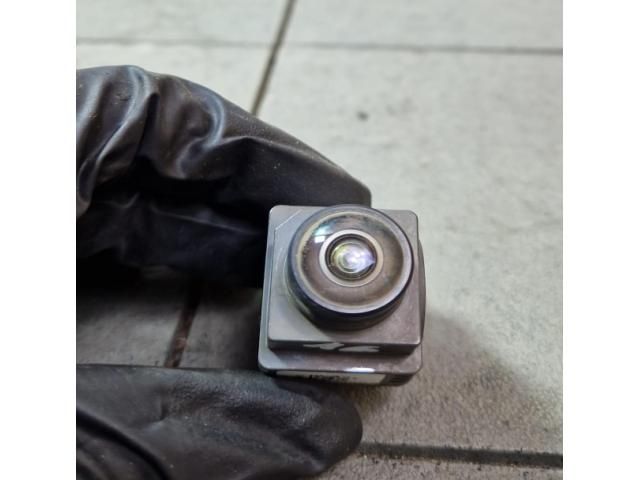 bontott BMW X1 Tolatókamera