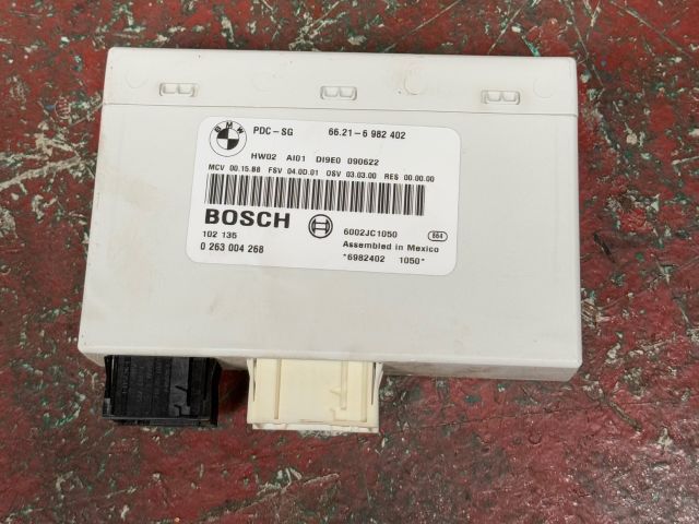 bontott BMW X1 Tolatóradar Elektronika