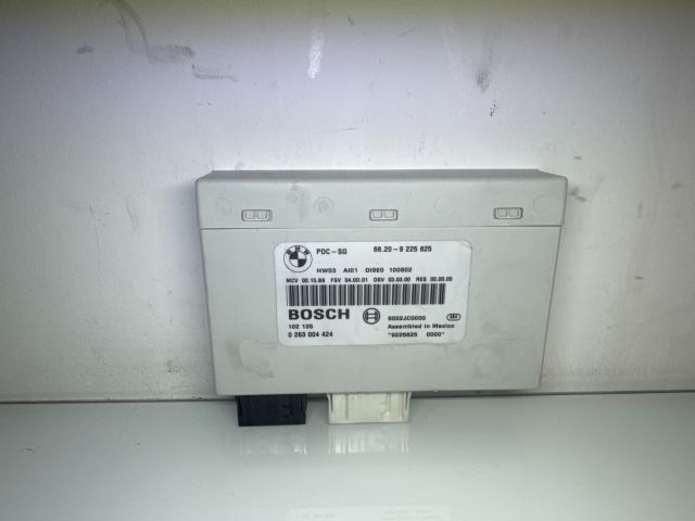 bontott BMW X1 Tolatóradar Elektronika