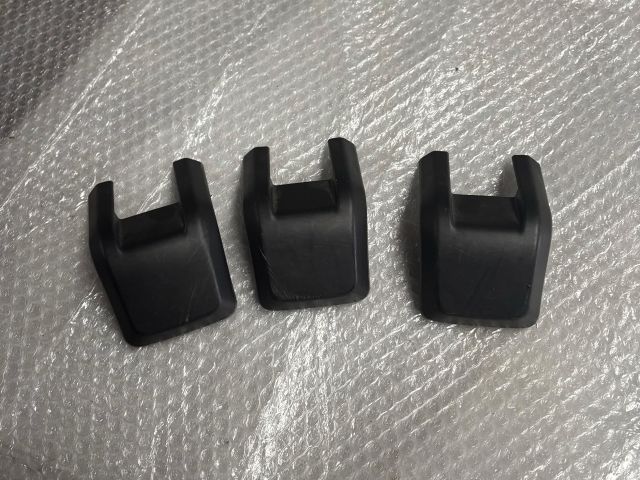 bontott BMW X1 Ülés Rögzítő Takaró