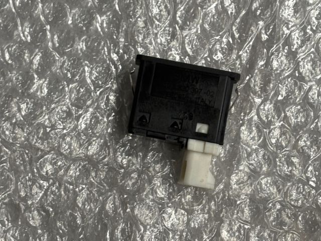 bontott BMW X1 USB Aljzat