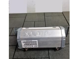 bontott BMW X1 Utasoldali Légzsák
