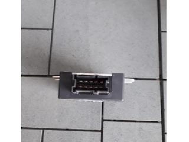 bontott BMW X1 Üzemanyag Befecskendező Vezérlő