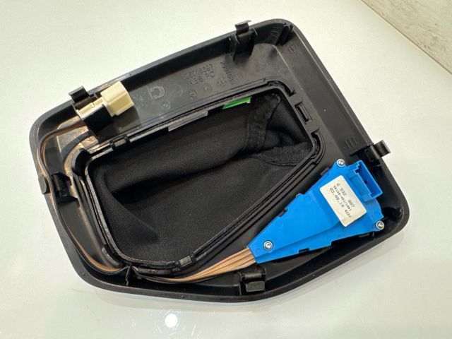 bontott BMW X1 Váltószoknya