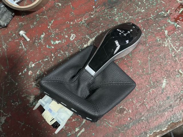 bontott BMW X1 Automata Váltókar