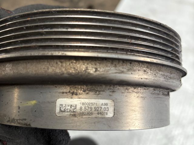 bontott BMW X1 Főtengely Szíjtárcsa