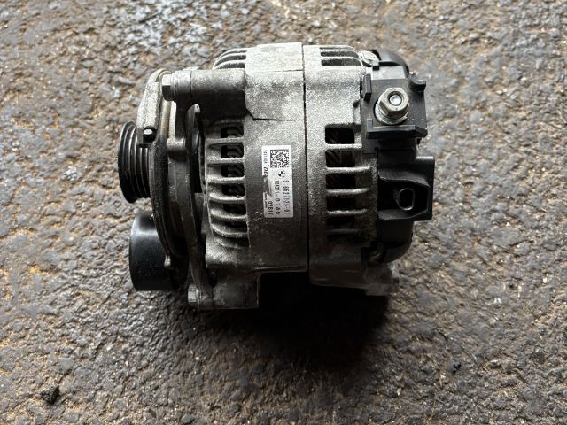 bontott BMW X1 Generátor