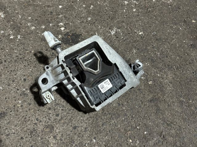 bontott BMW X1 Motor Tartó Bak (Fém)