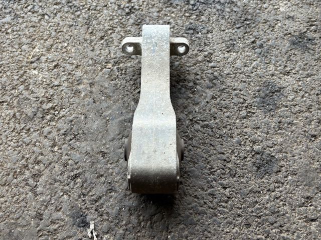 bontott BMW X1 Motor Tartó Bak (Pozíciófüggetlen)