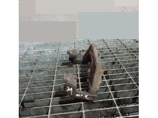 bontott BMW X1 Bal első Fékkengyel