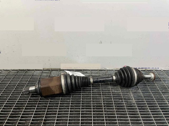 bontott BMW X1 Bal Féltengely