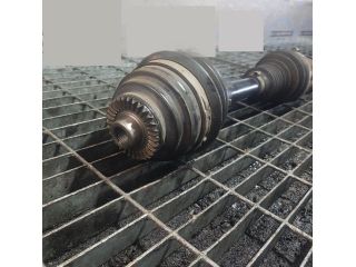 bontott BMW X1 Bal Féltengely