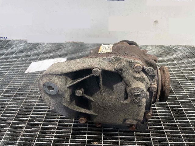 bontott BMW X1 Differenciálmű Tartó Bak