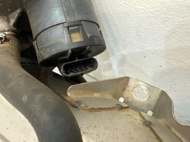 bontott BMW X1 EGR Hűtő