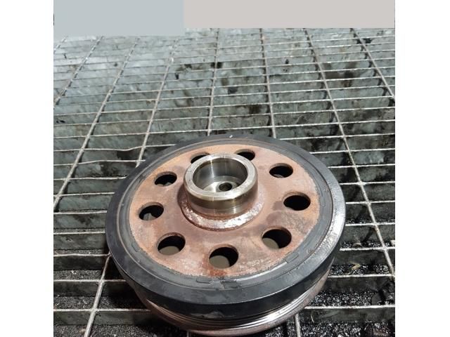 bontott BMW X1 Főtengely Szíjtárcsa