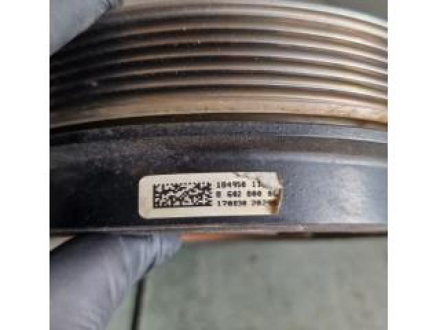 bontott BMW X1 Főtengely Szíjtárcsa