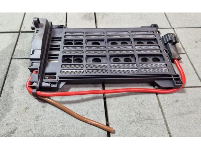 bontott BMW X1 Fűtőradiátor