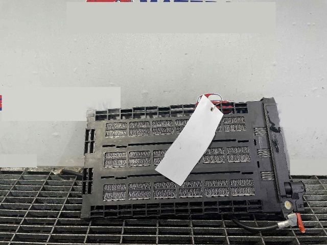 bontott BMW X1 Fűtőradiátor