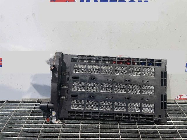 bontott BMW X1 Fűtőradiátor