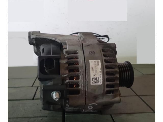 bontott BMW X1 Generátor