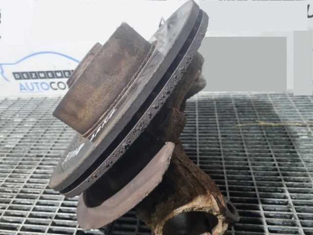 bontott BMW X1 Jobb első Csonkállvány