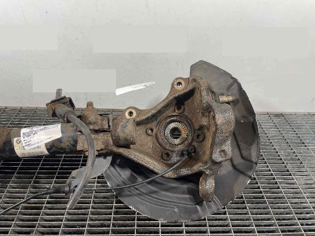 bontott BMW X1 Jobb első Csonkállvány