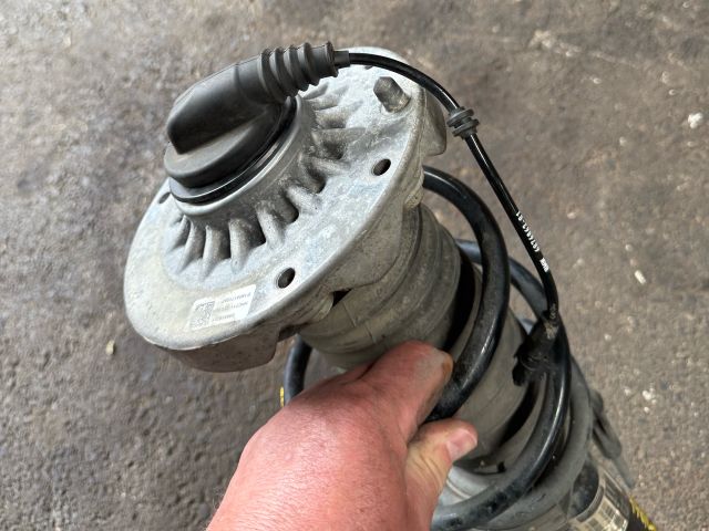 bontott BMW X1 Jobb első Lengéscsillapító