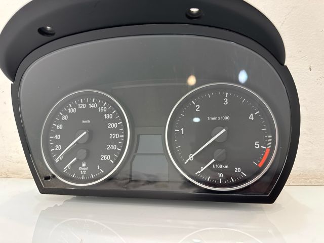 bontott BMW X1 Kilométeróra