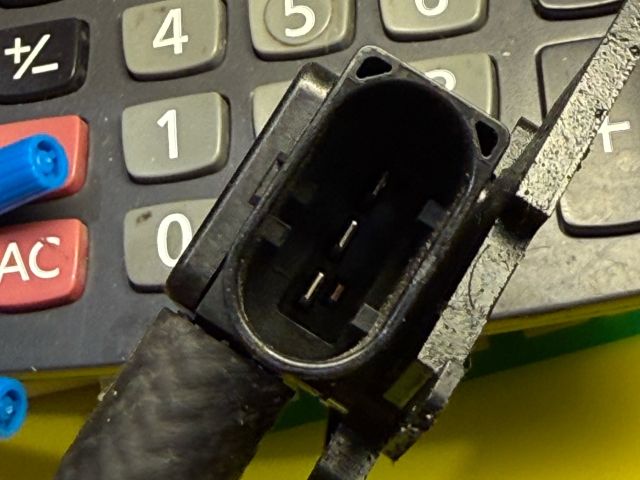 bontott BMW X1 Kipufogó Nyomásérzékelő