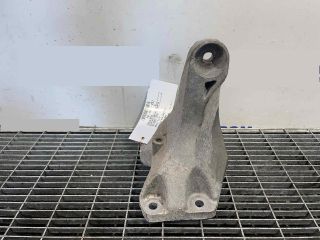 bontott BMW X1 Motor Tartó Bak Jobb