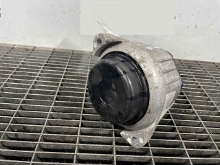 bontott BMW X1 Motor Tartó Bak (Pozíciófüggetlen)