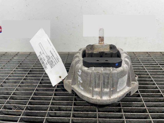 bontott BMW X1 Motor Tartó Bak (Pozíciófüggetlen)