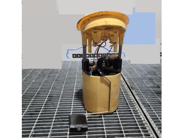 bontott BMW X1 Üzemanyag Szivattyú