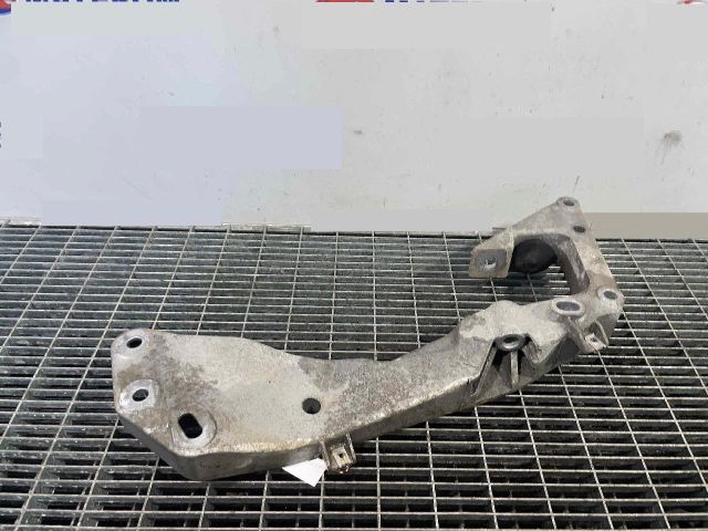 bontott BMW X1 Váltó Tartó Bak (Pozíciófüggetlen)