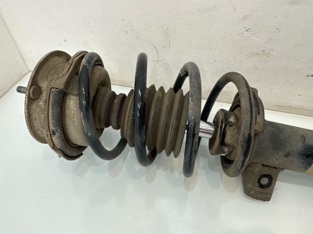 bontott BMW X1 Bal első Lengéscsillapító