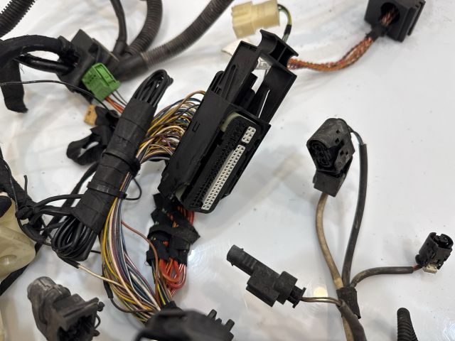 bontott BMW X1 Motor Kábelköteg