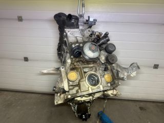 bontott BMW X1 Motorblokk (Fűzött)