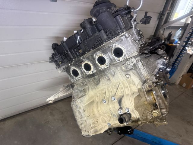 bontott BMW X1 Motorblokk (Fűzött)