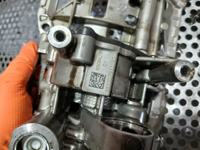 bontott BMW X1 Olajszivattyú