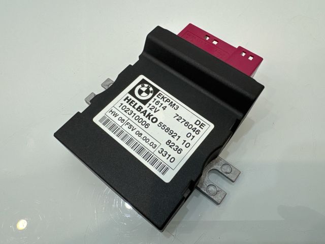 bontott BMW X1 Üzemanyag Szivattyú Relé